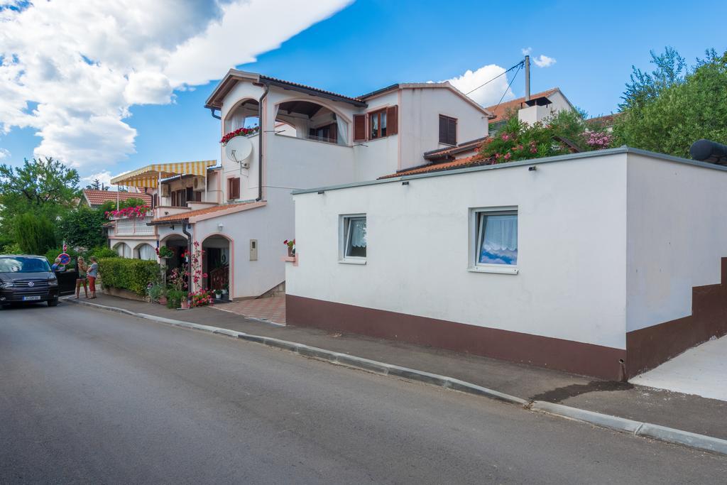 Apartment Danica Maslenica Exterior foto